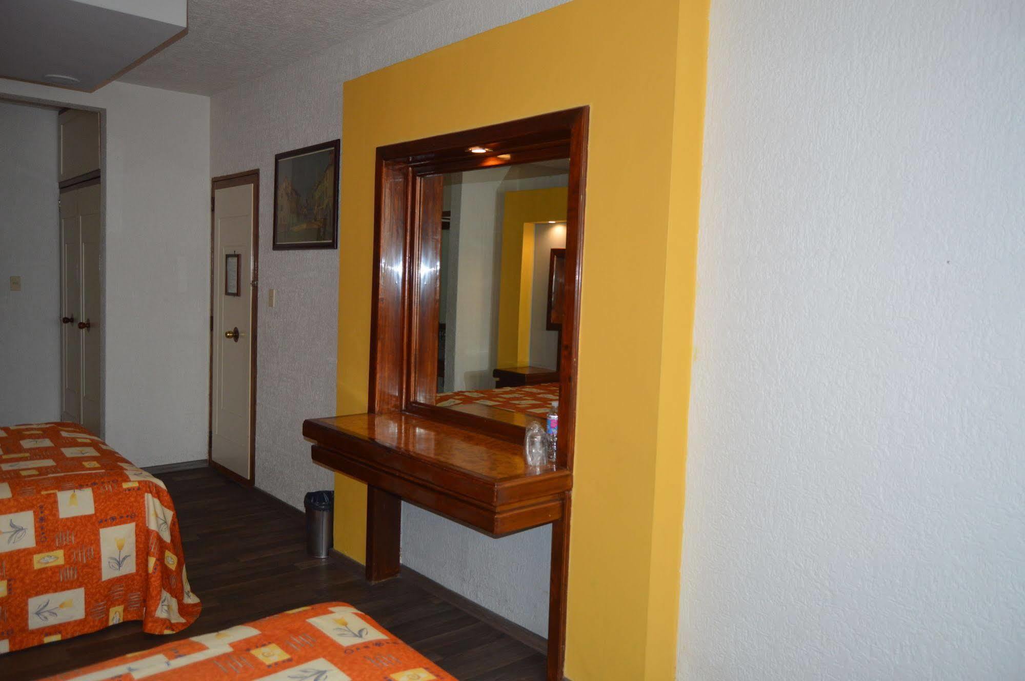 Hotel Mina Mexico-stad Buitenkant foto